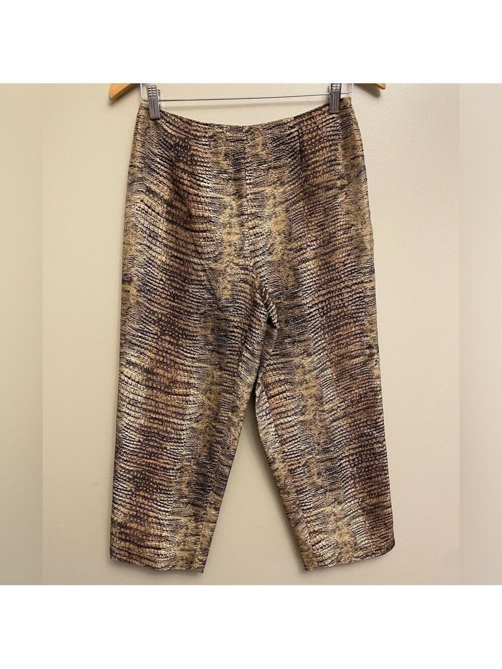 Allison Taylor Petite Snake Skin Print Pants Size 6 Silk